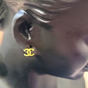 NWT 18k Real Saudi Gold Earrings